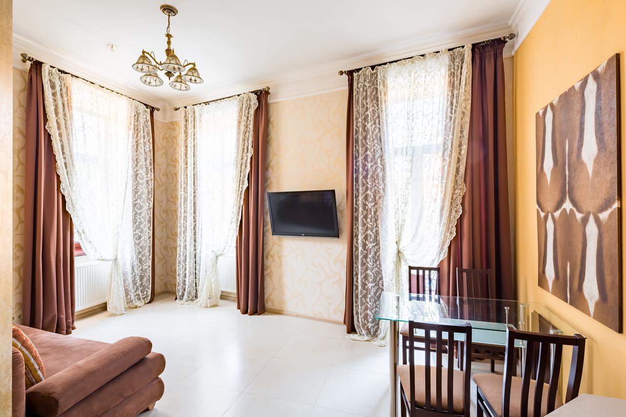 شقة Leogrand On Doroshenka Street 1 *